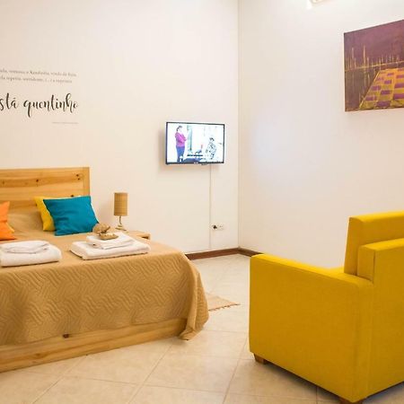 Apartamento Xandinha Amwilla Guesthouse มินเดโล ภายนอก รูปภาพ